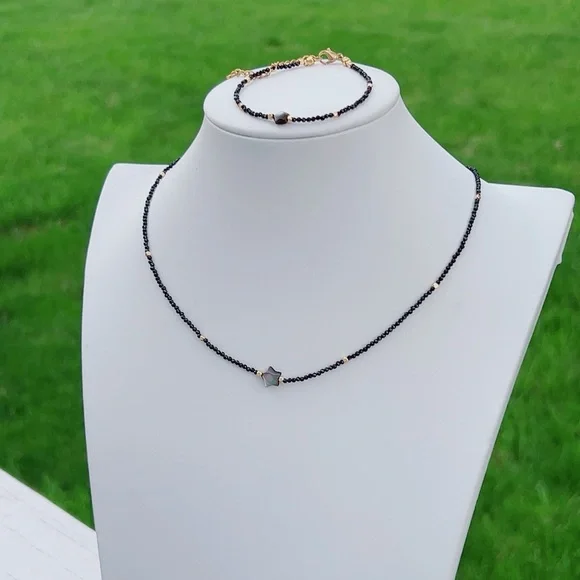 B9 Handmade Black Spinal MOP Star Necklace and Bracelet Set - Picture 3 of 5